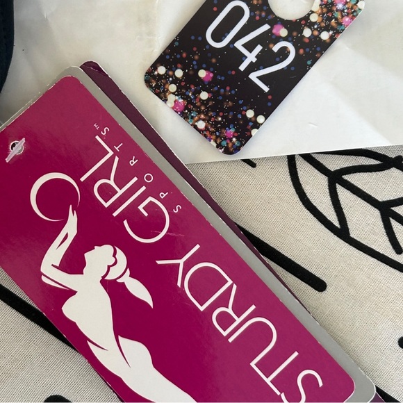 4/$20 NWT Sturdy Girl Sports Santa Monica High Impact Sports Bra 34DD Purple Blk - Picture 9 of 10